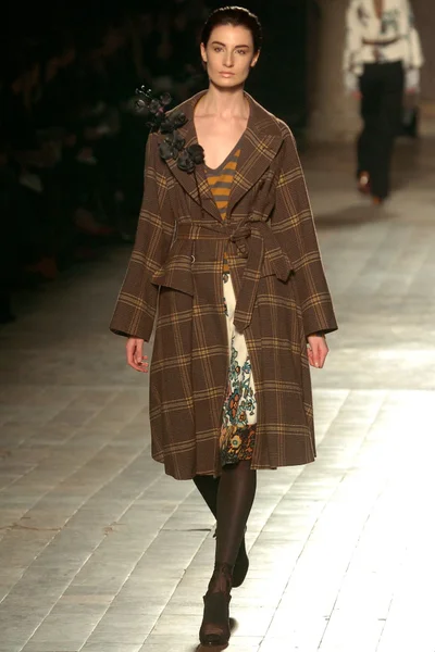 Look 38